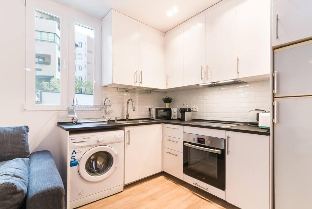 Amazing Apartment! Quiet And Bright, Madrid. Buitenkant foto